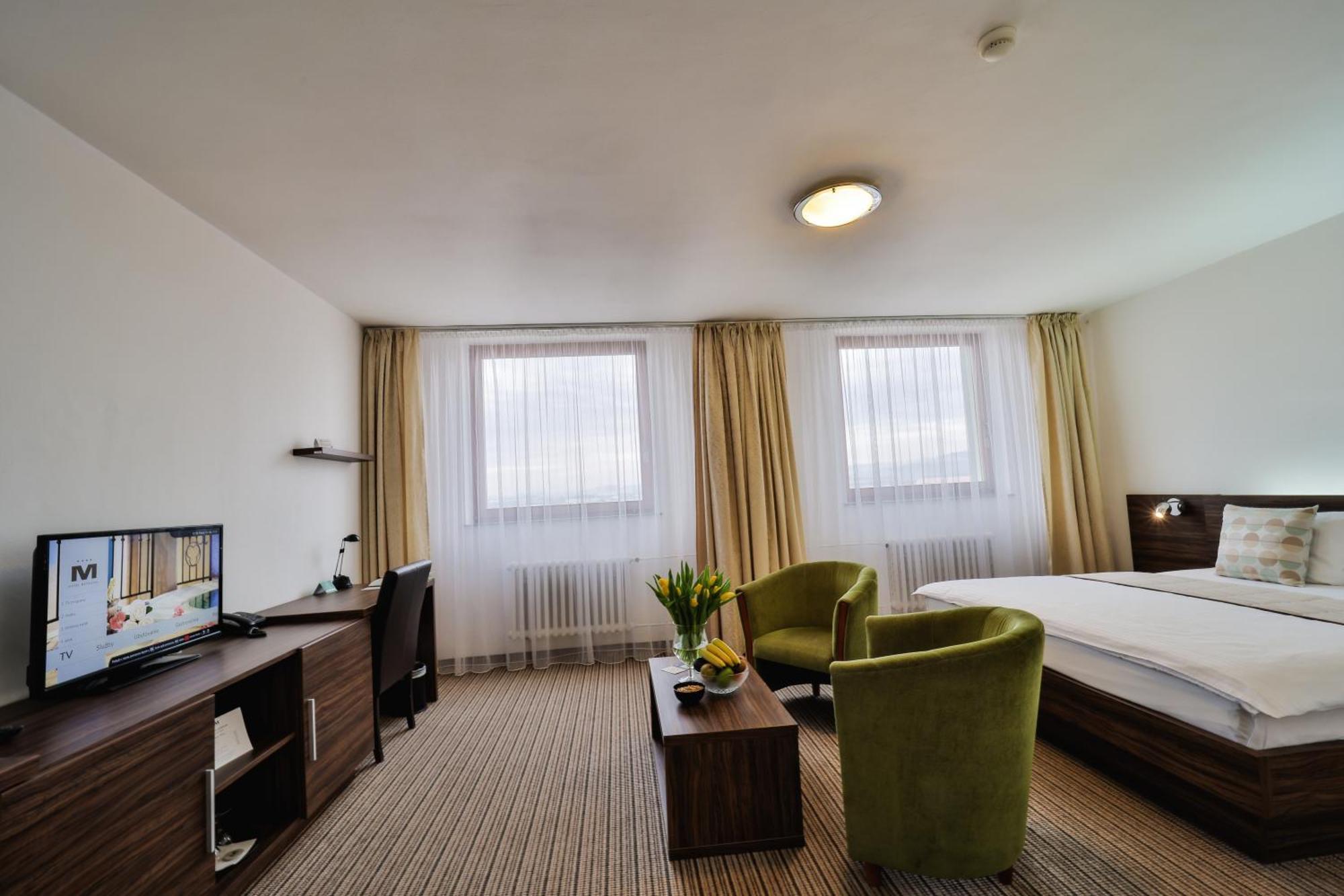 Hotel Metropol Spišská Nová Ves Extérieur photo