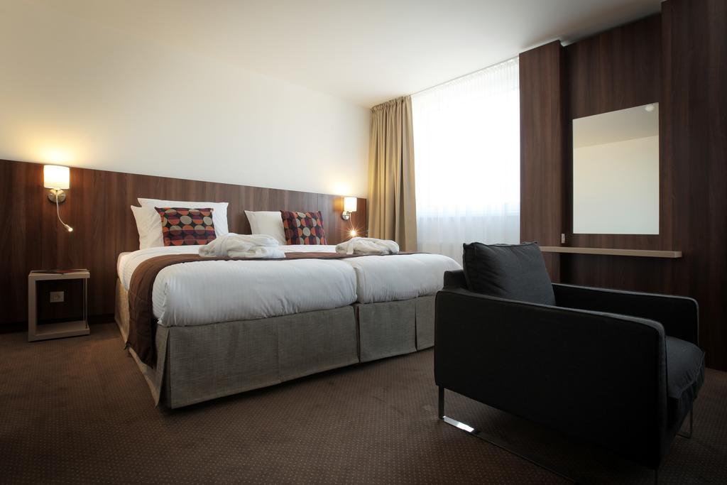 Hotel Metropol Spišská Nová Ves Chambre photo
