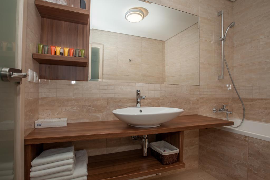 Hotel Metropol Spišská Nová Ves Extérieur photo