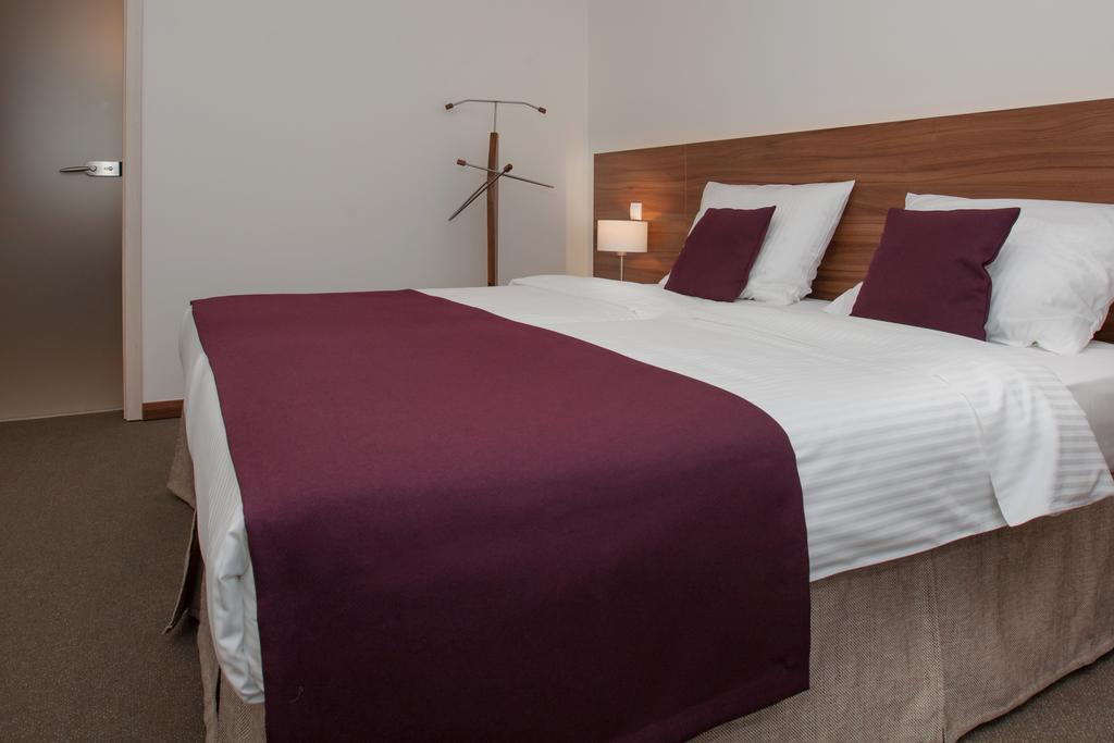 Hotel Metropol Spišská Nová Ves Extérieur photo