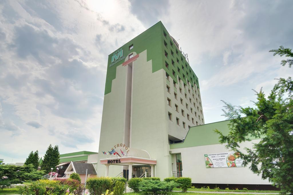 Hotel Metropol Spišská Nová Ves Extérieur photo